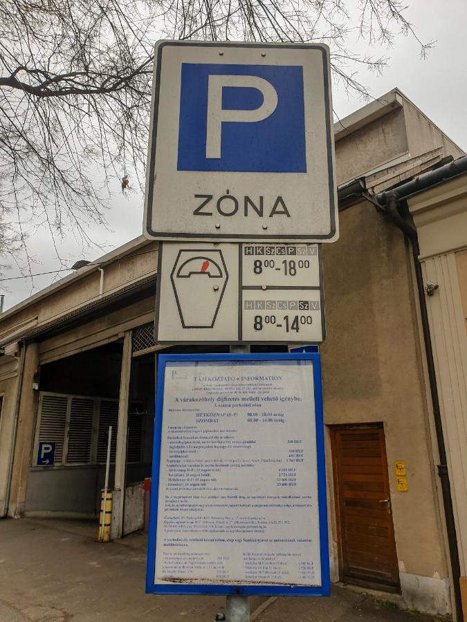 Aweshome City Apartment - 3 Bedrooms And Free Parking Debrecen Dış mekan fotoğraf