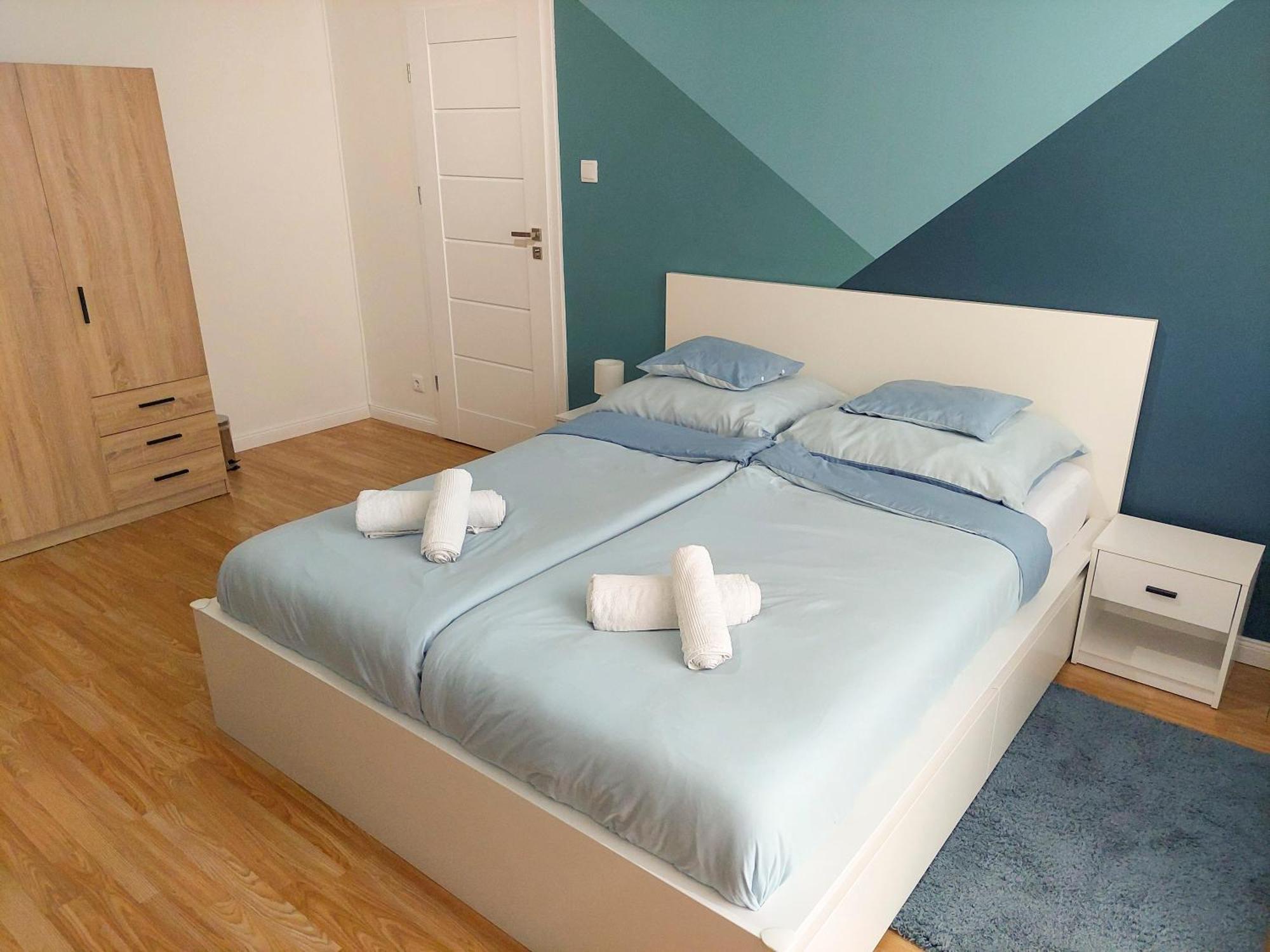 Aweshome City Apartment - 3 Bedrooms And Free Parking Debrecen Dış mekan fotoğraf