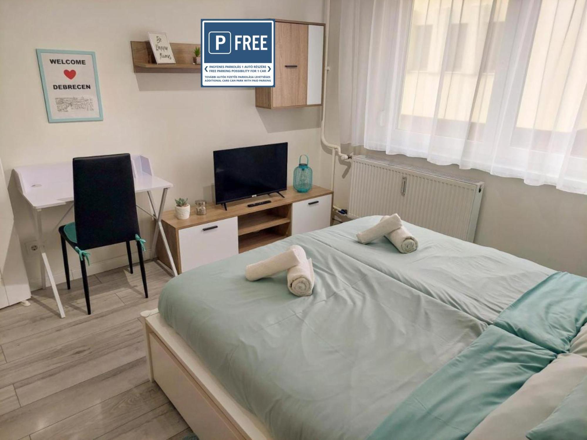 Aweshome City Apartment - 3 Bedrooms And Free Parking Debrecen Dış mekan fotoğraf